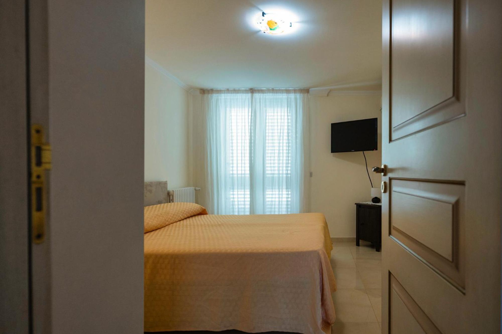 Atticus Apartment Giardini Naxos Exterior foto