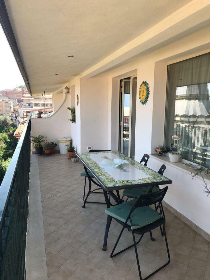 Atticus Apartment Giardini Naxos Exterior foto