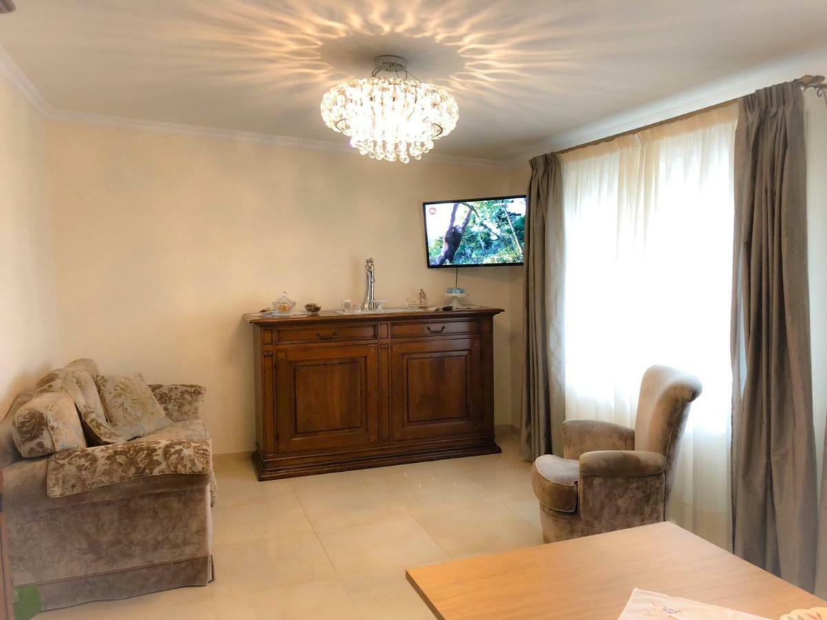 Atticus Apartment Giardini Naxos Exterior foto
